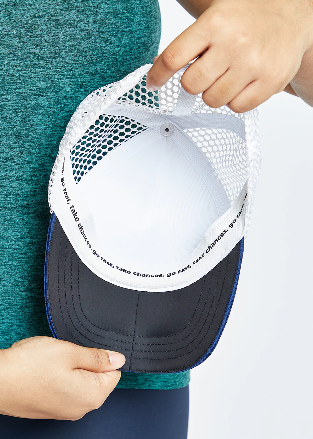 Oiselle OISELLE Runner Trucker Hat Mount Rainier